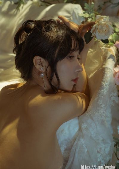韩国《下女》未删减版