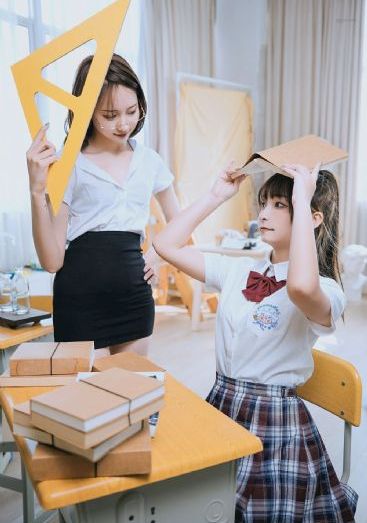 白色相薄