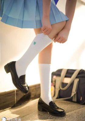 人妖交videohd另类