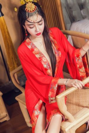 女老师3在线