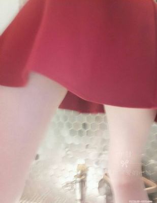 紧身裙女教师在线观看