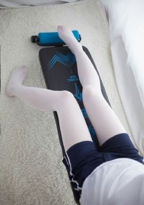 三级大乳奶理伦电影牧群